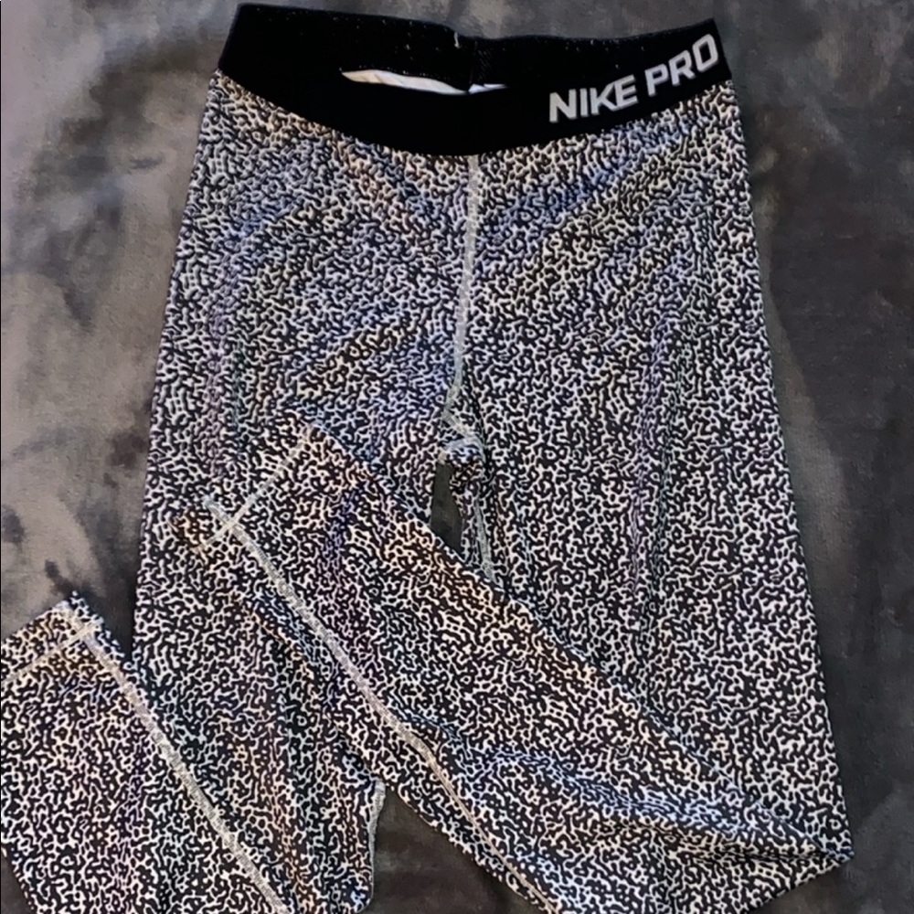 Nike pro leggings